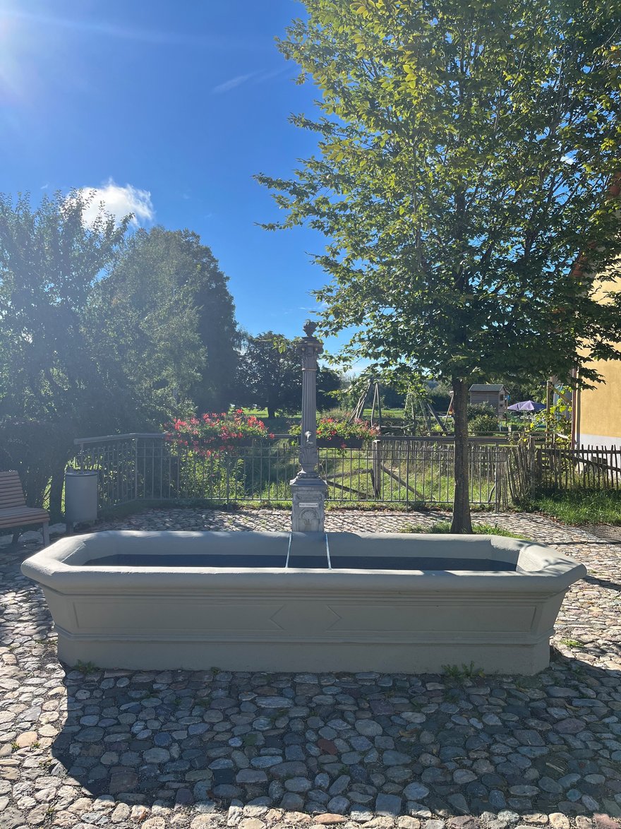 Dorfbrunnen